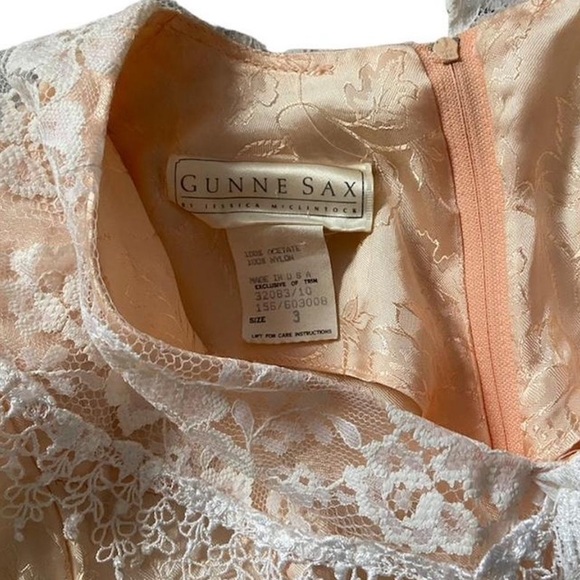 Gunne Sax by Jessica McClintock 1970s Vintage Pink White Lace Dress - Picture 2 of 5